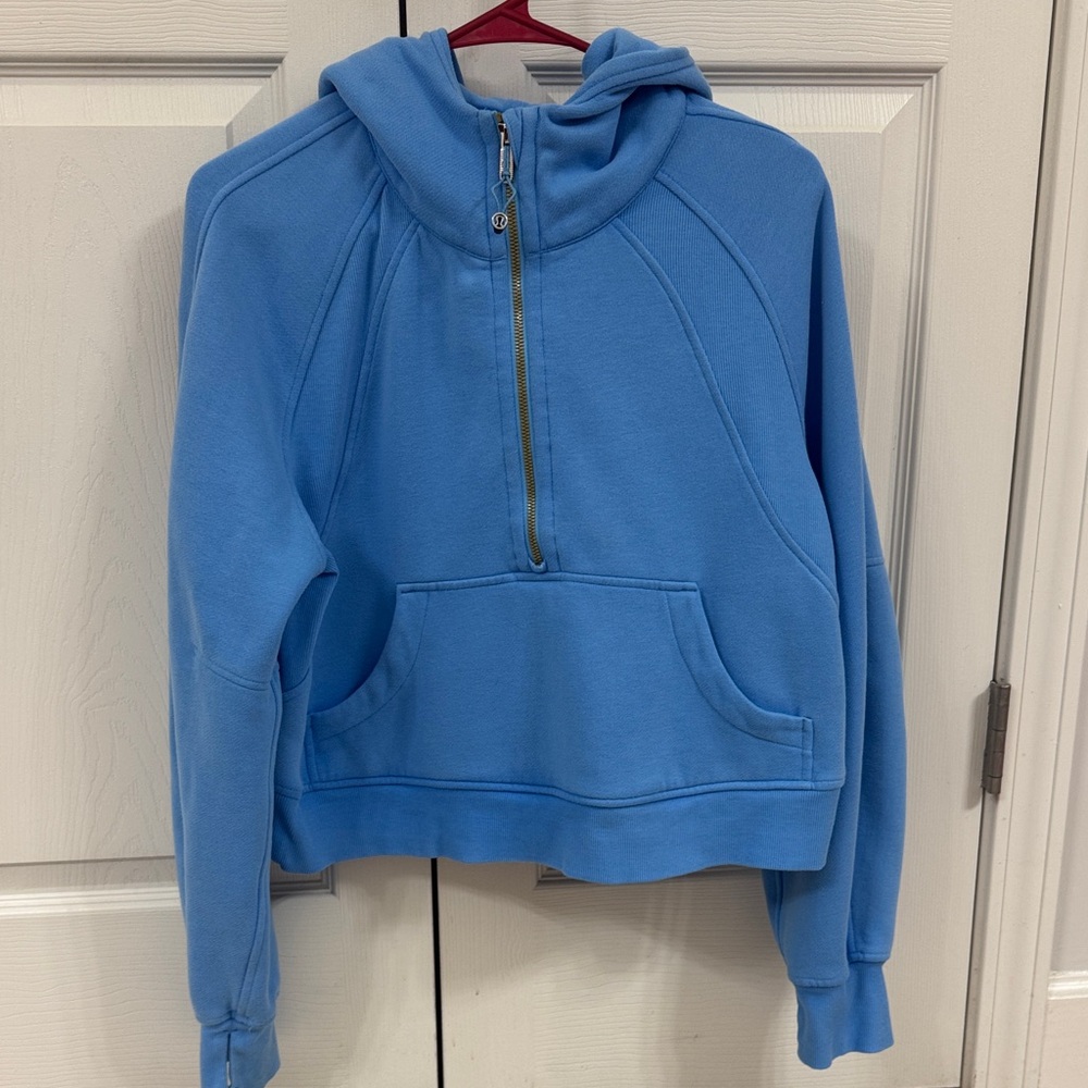 Lululemon Scuba cropped